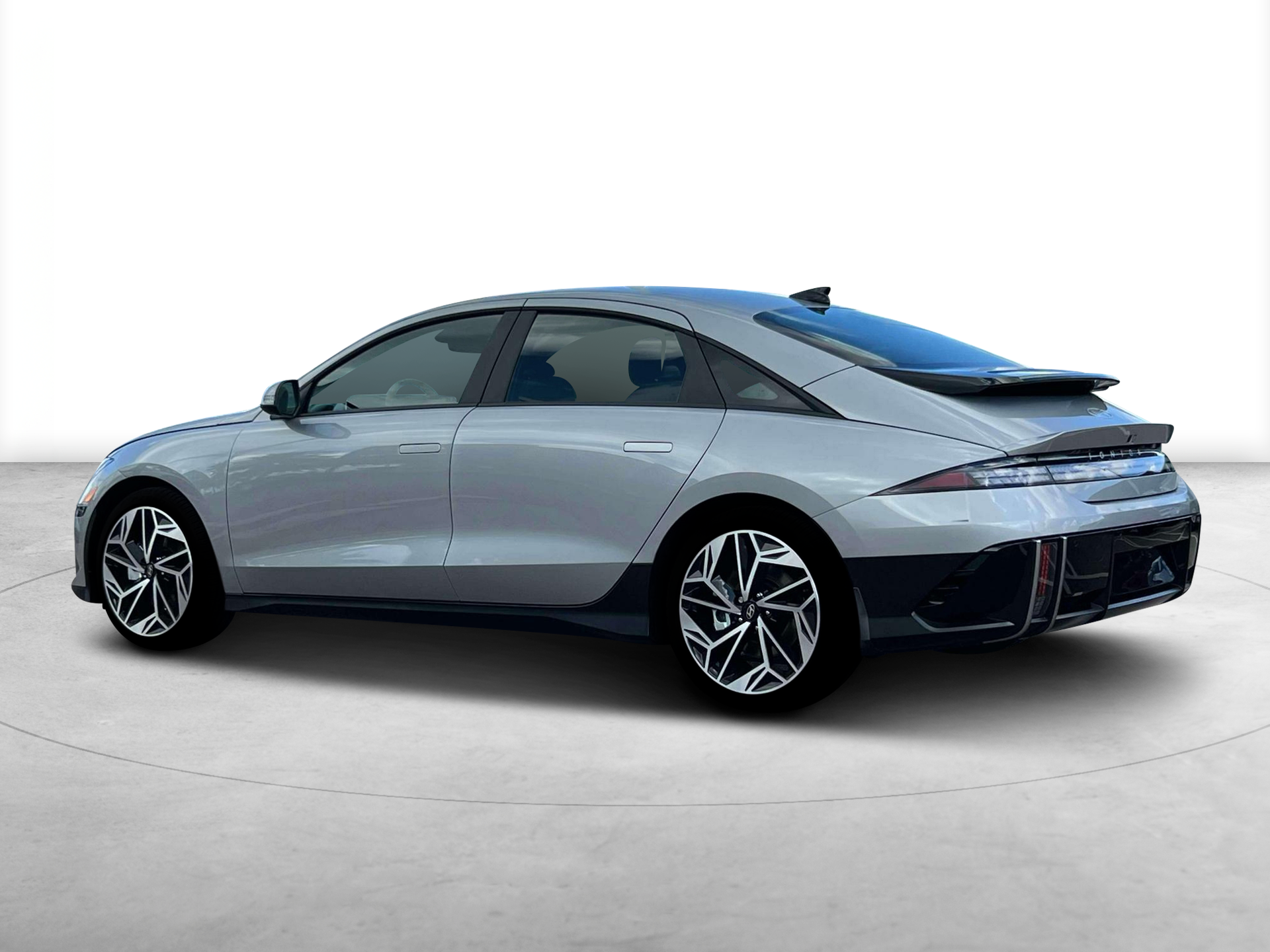 2025 Hyundai IONIQ 6 SEL