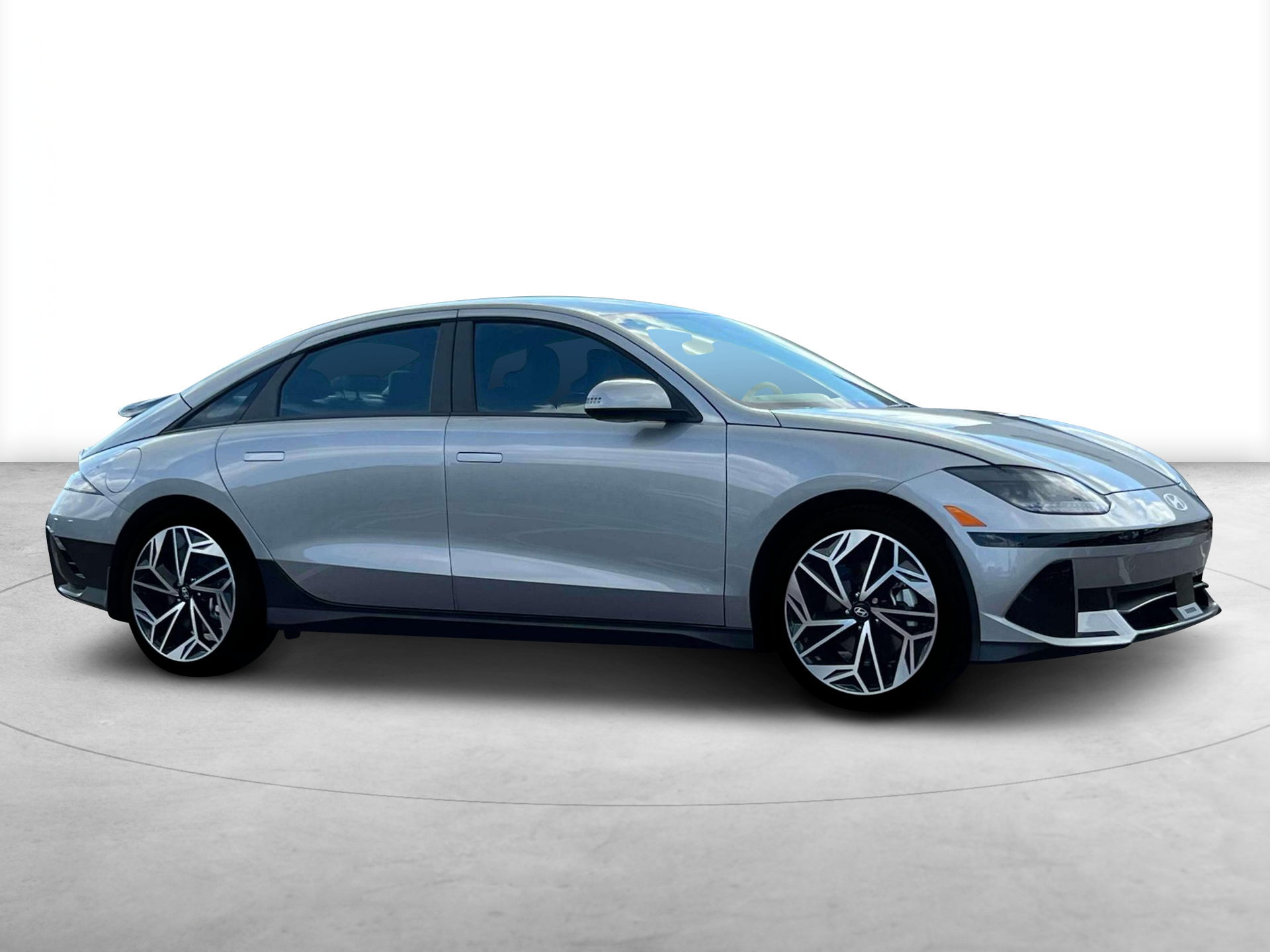 2025 Hyundai IONIQ 6 SEL
