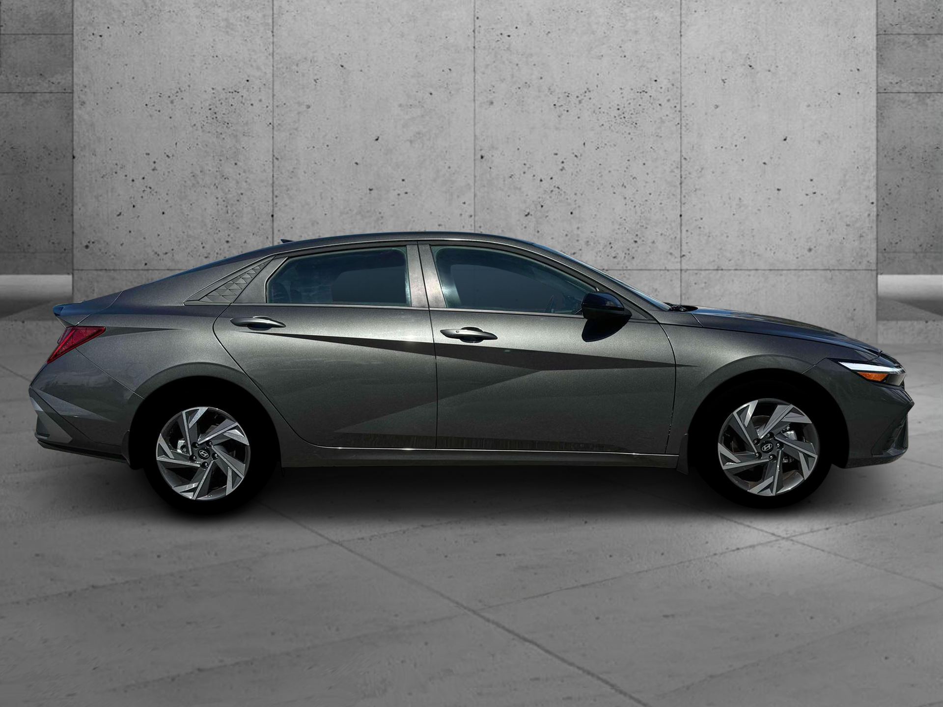 2025 Hyundai Elantra Blue - Photo 9