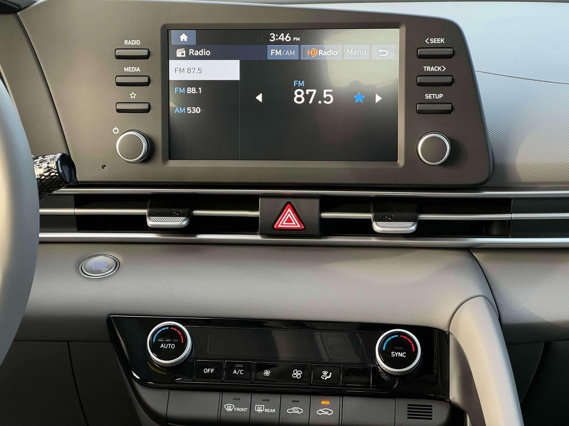 New 2025 Gray Hyundai SEL Sport image 19