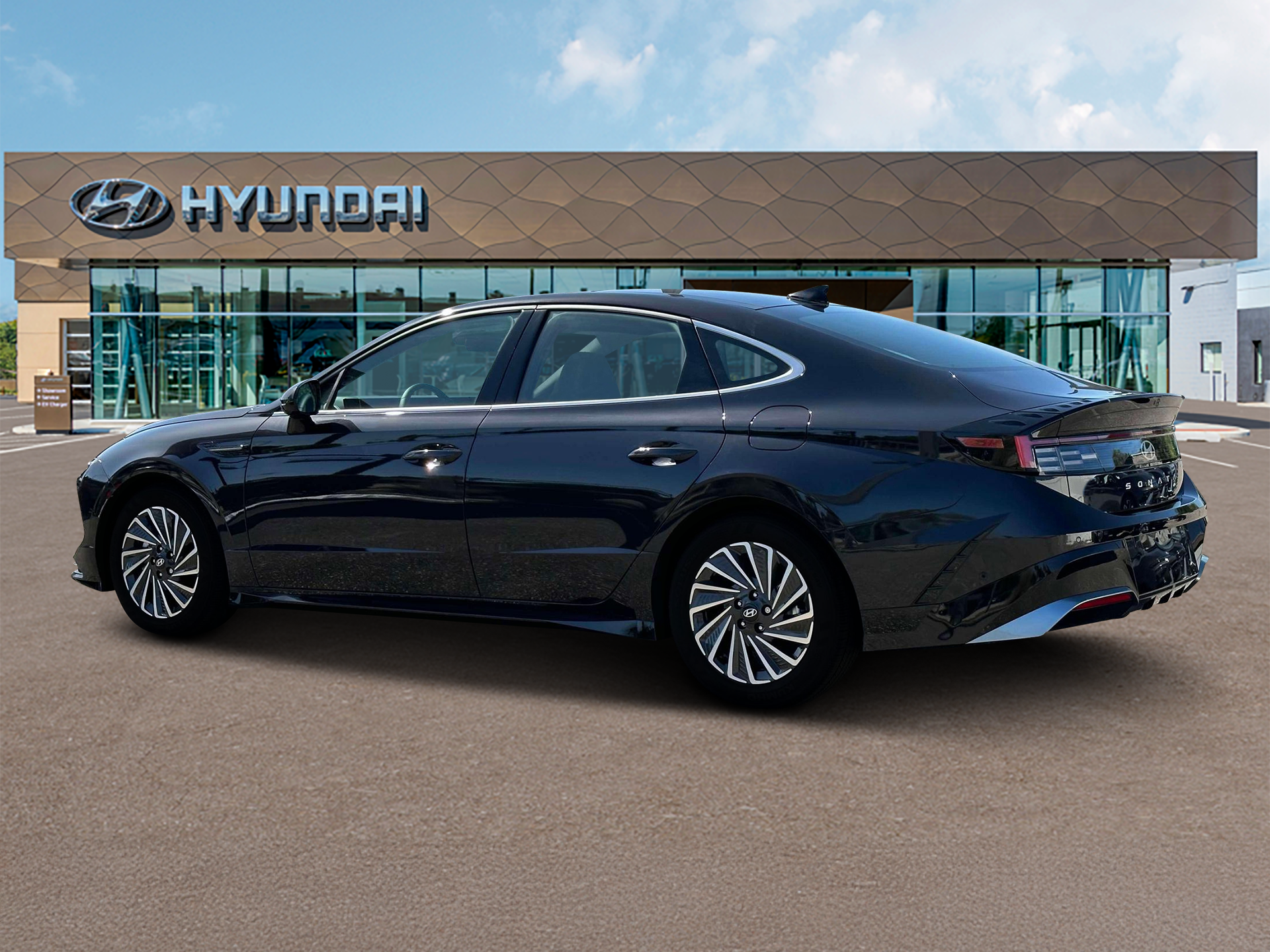2025 Hyundai Sonata Hybrid Limited - Photo 4