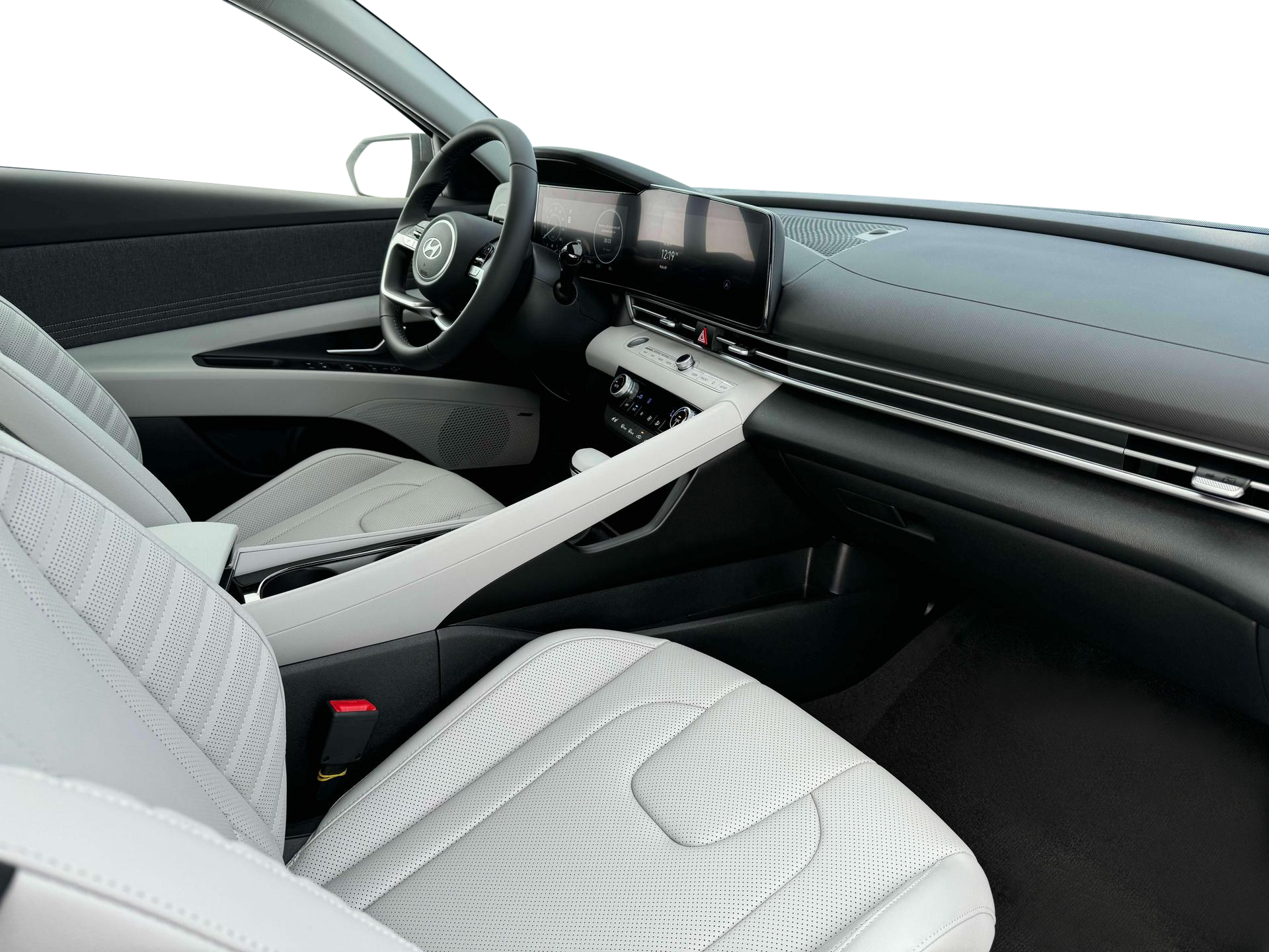 2025 Hyundai Elantra Limited - Photo 15