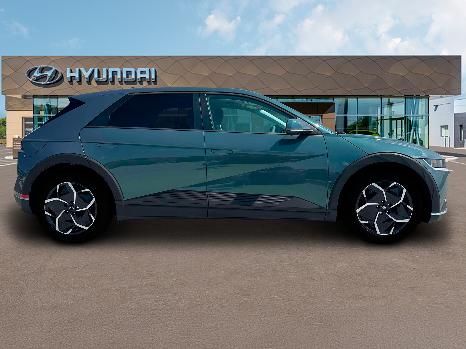 2024 Hyundai IONIQ 5 SE Standard Range