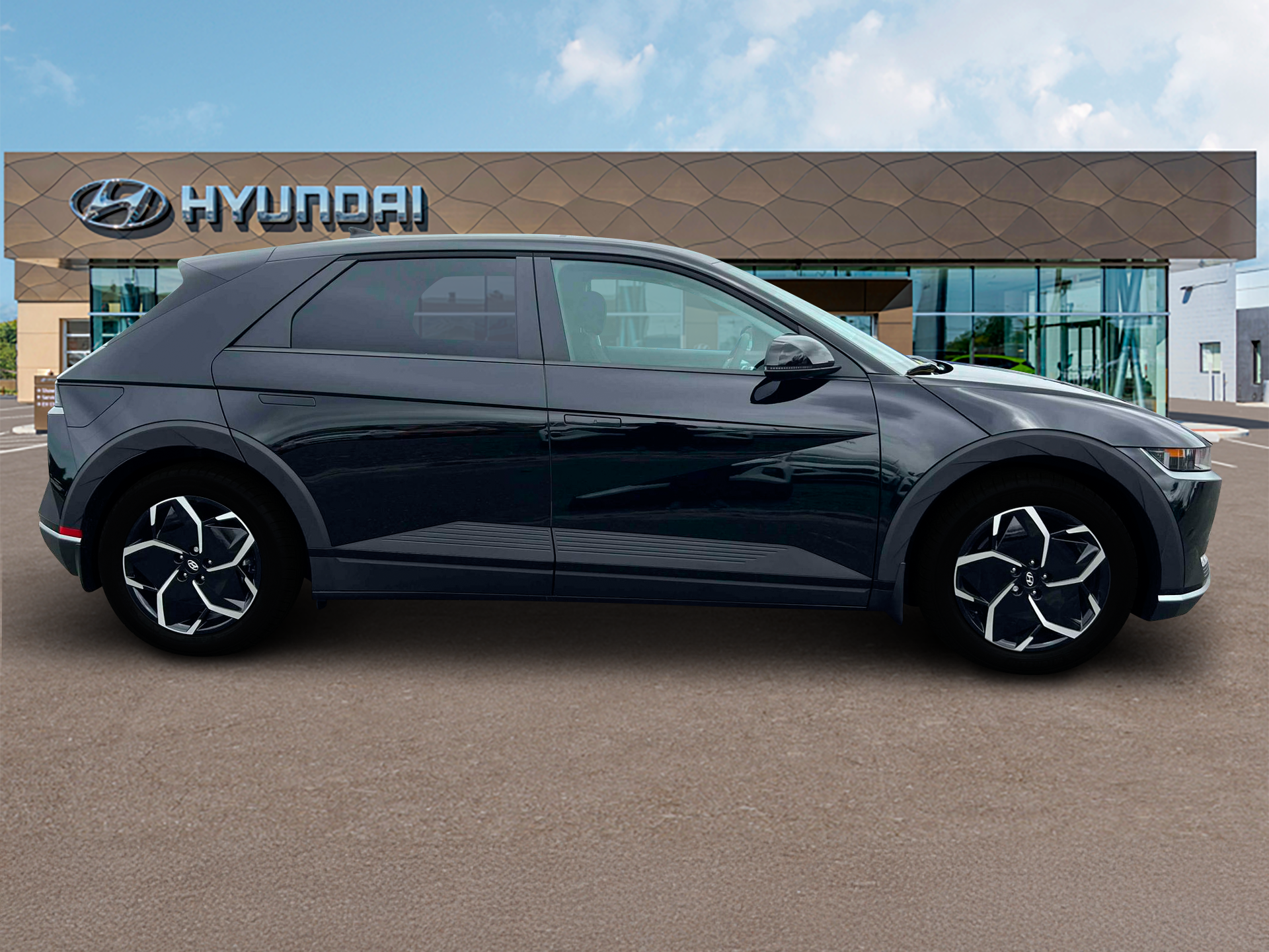 2024 Hyundai IONIQ 5 SE Standard Range