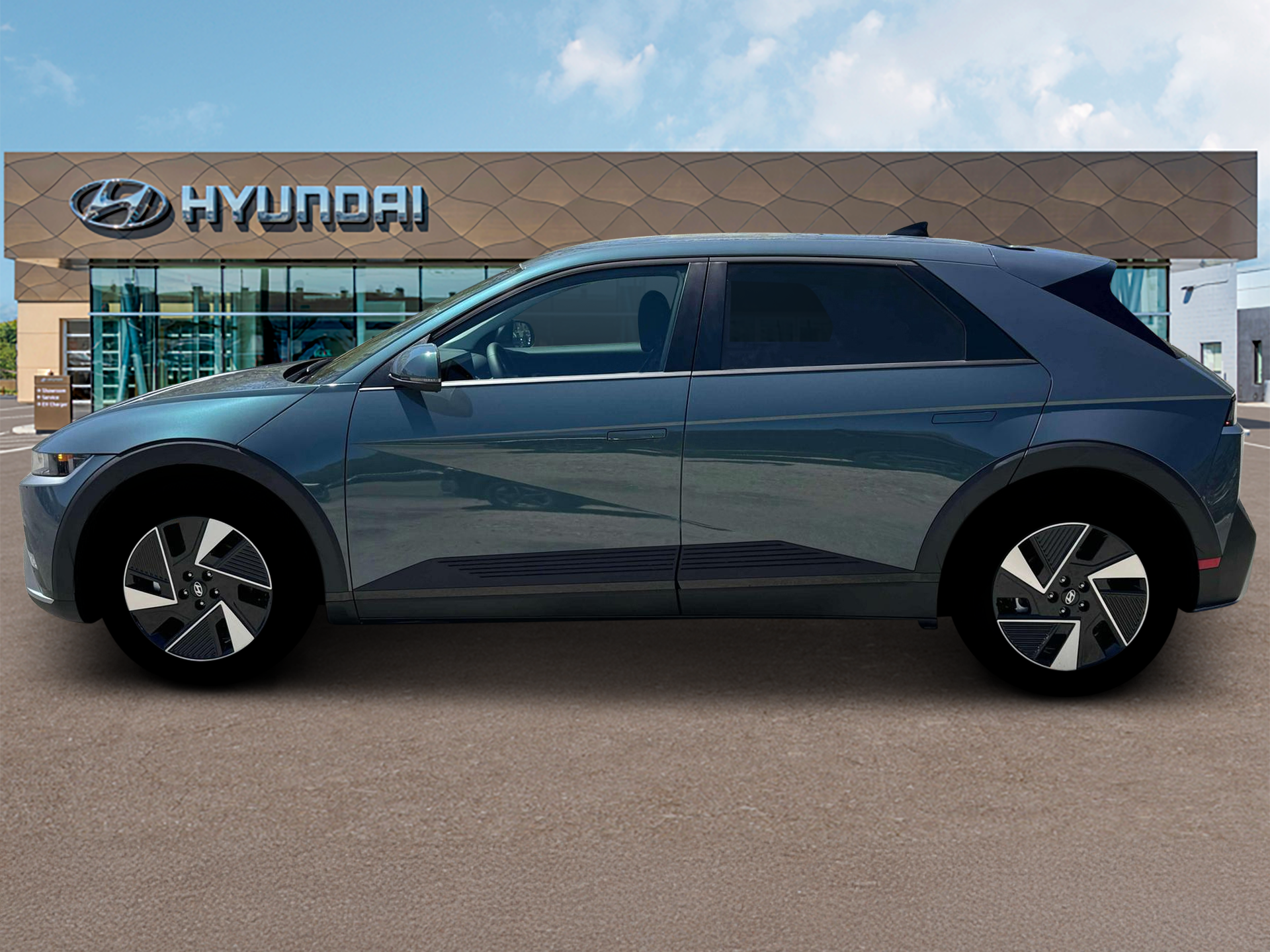 2025 Hyundai IONIQ 5 SE Standard Range