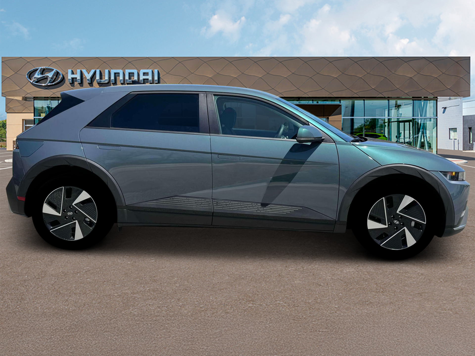 2025 Hyundai IONIQ 5 SE Standard Range
