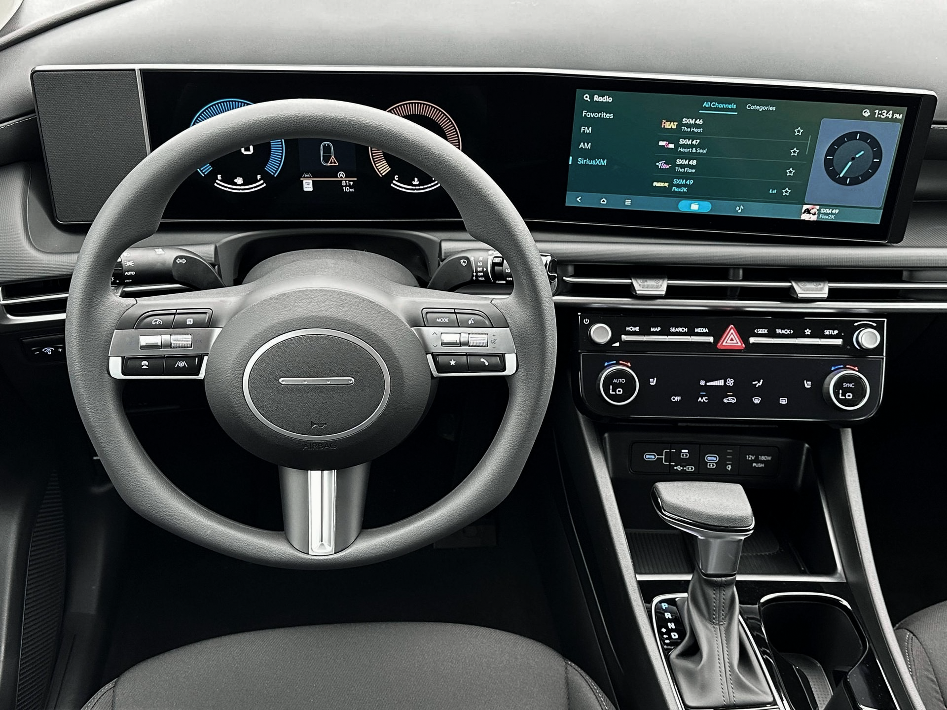 2025 Hyundai Tucson SEL - Photo 17