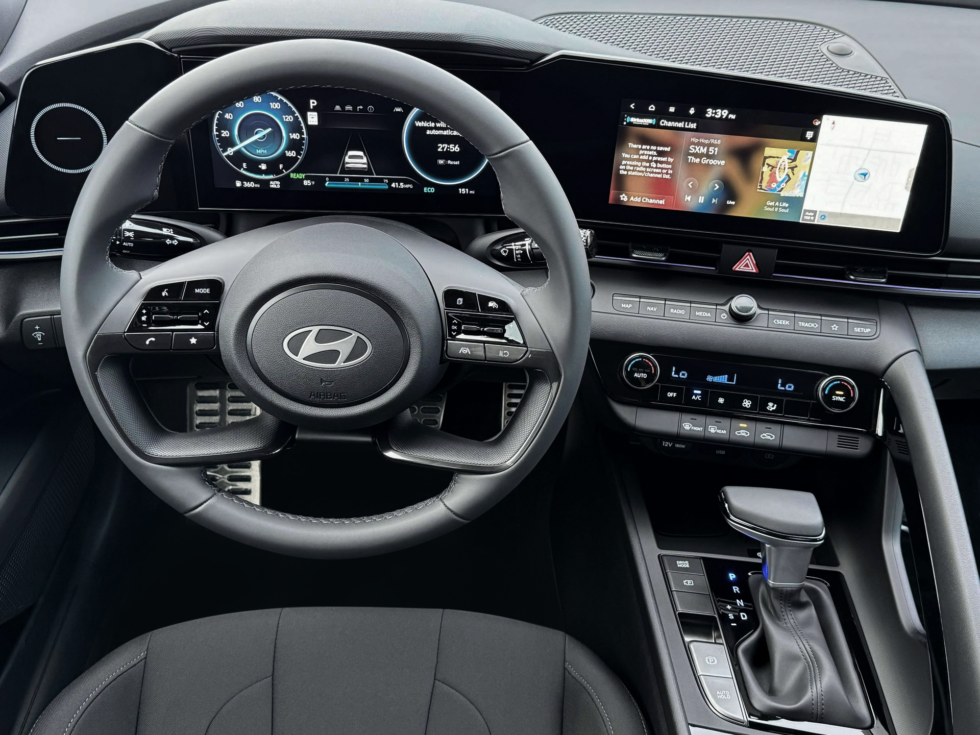 New 2025 Ultimate Red Hyundai SEL Sport image 17