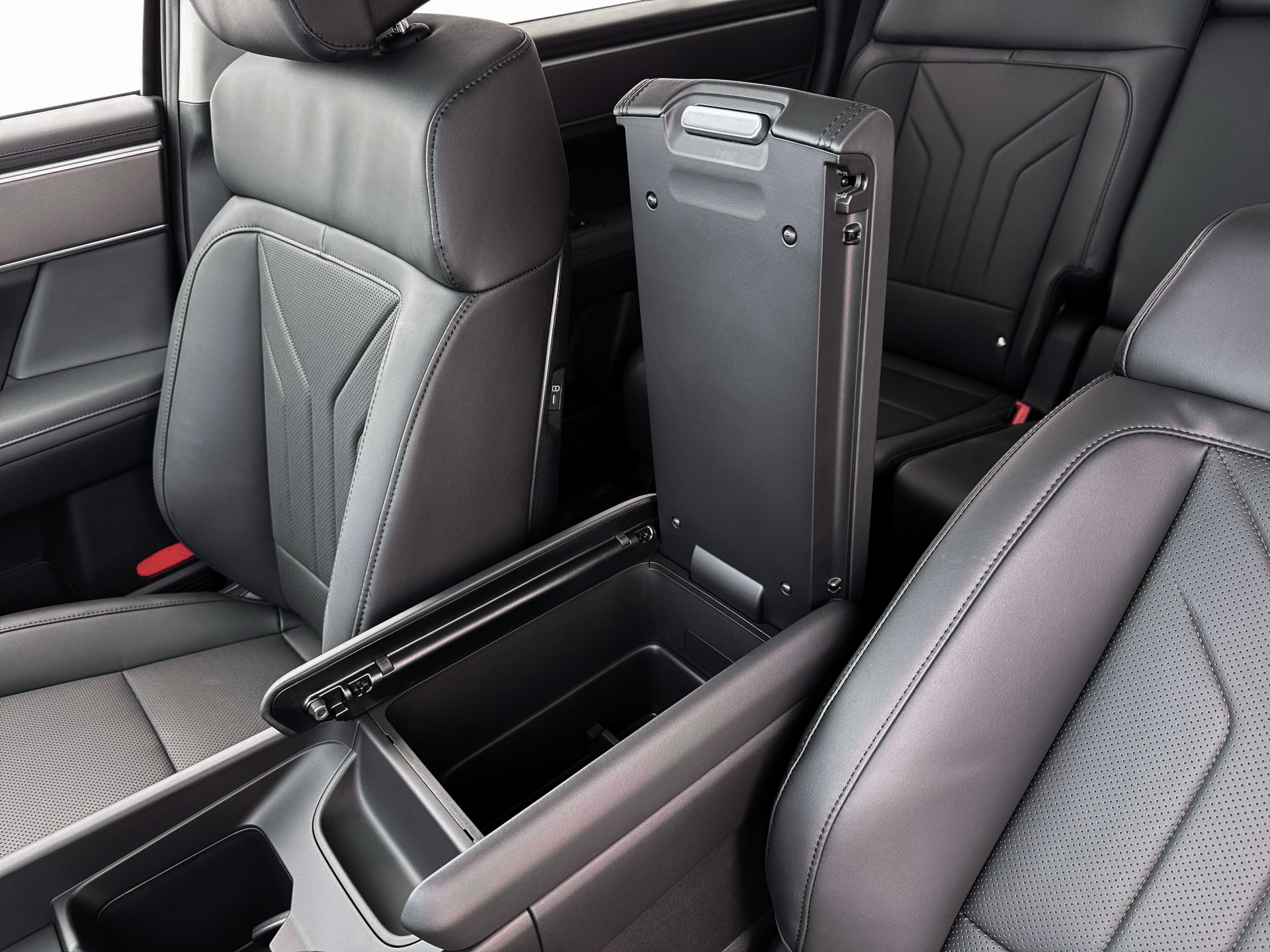 2026 Hyundai Santa Fe SEL - Photo 19