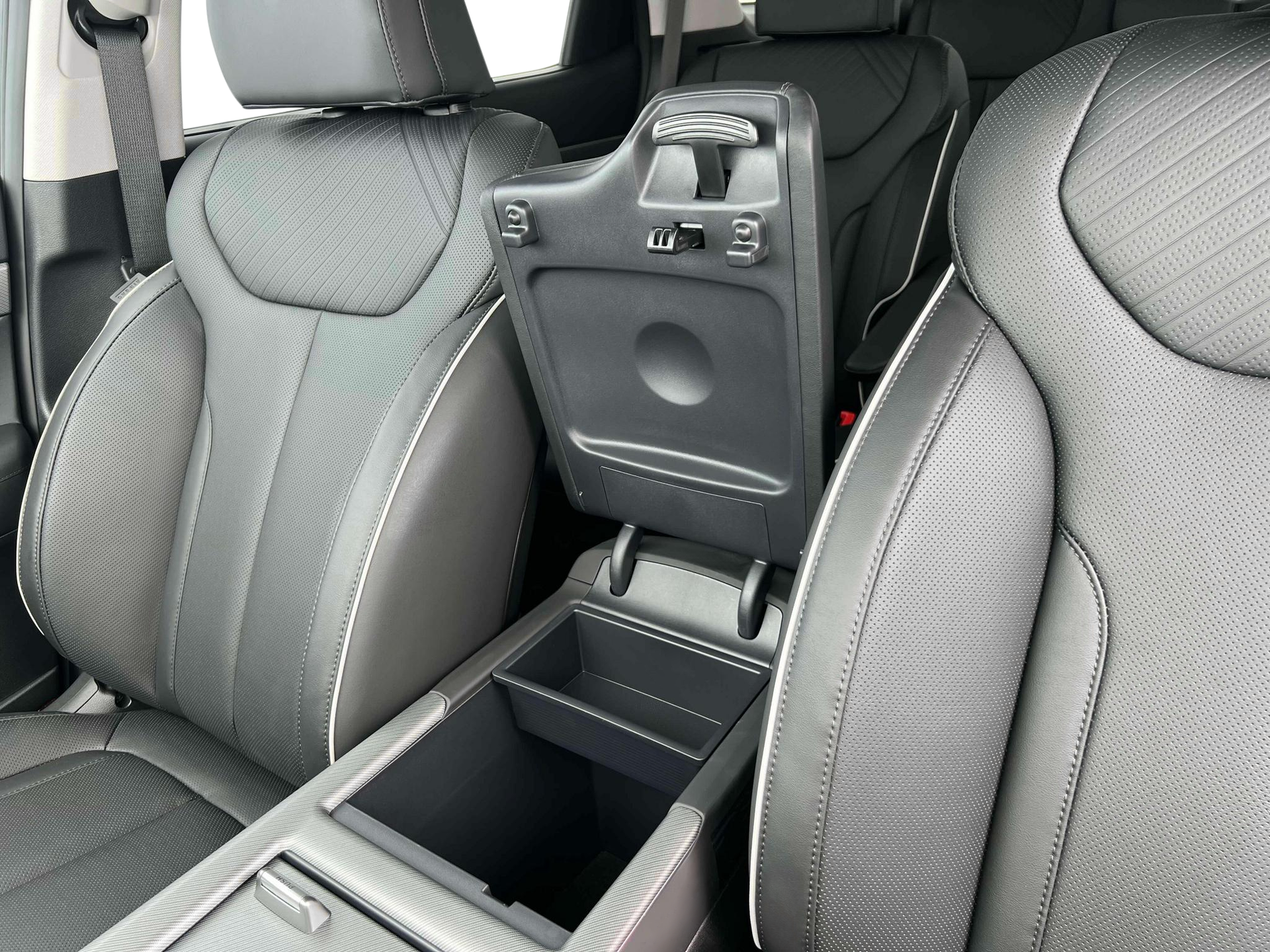 2025 Hyundai Palisade XRT - Photo 17