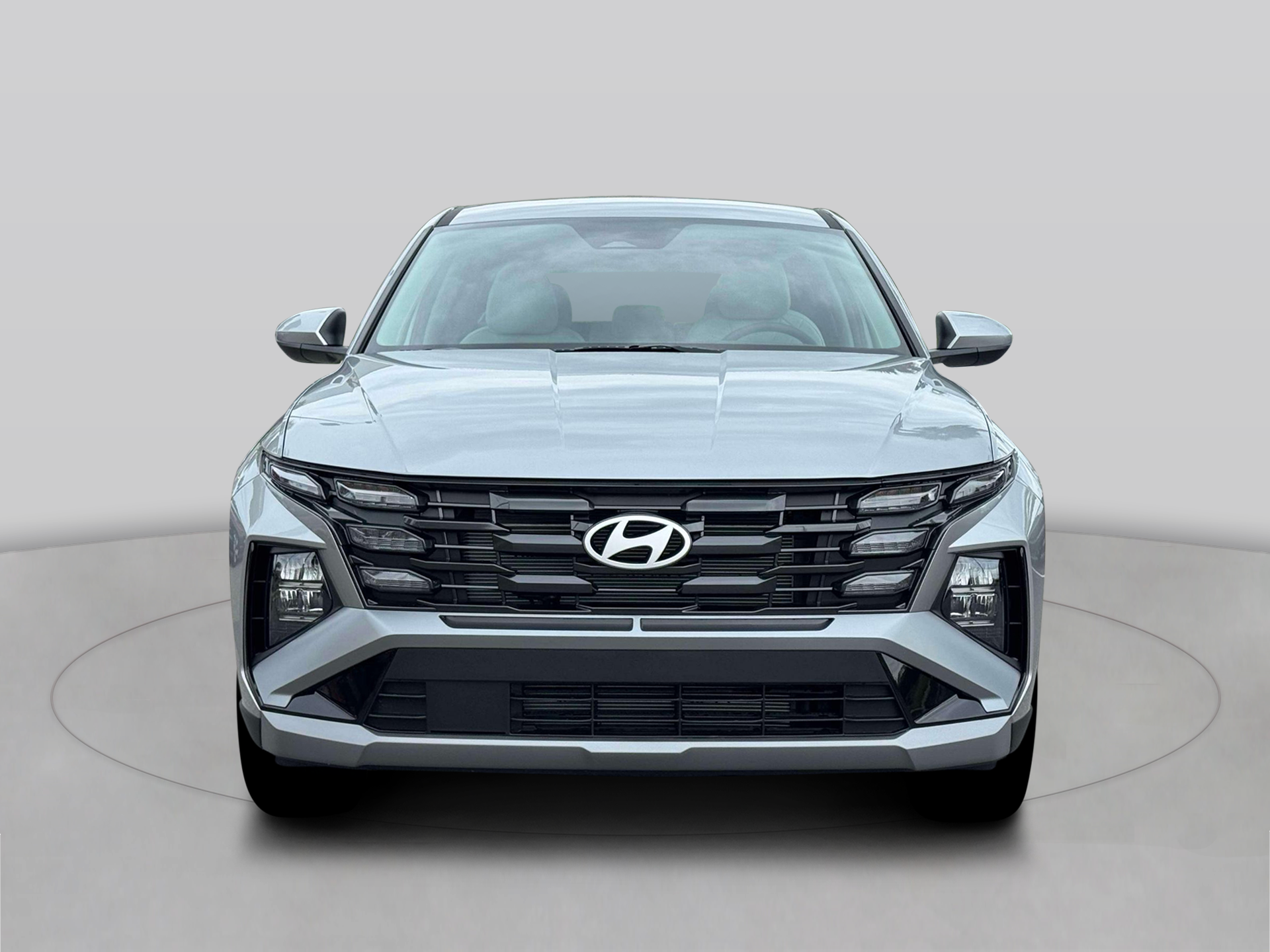 New 2026 Shimmering Silver HYUNDAI SE FWD image 12