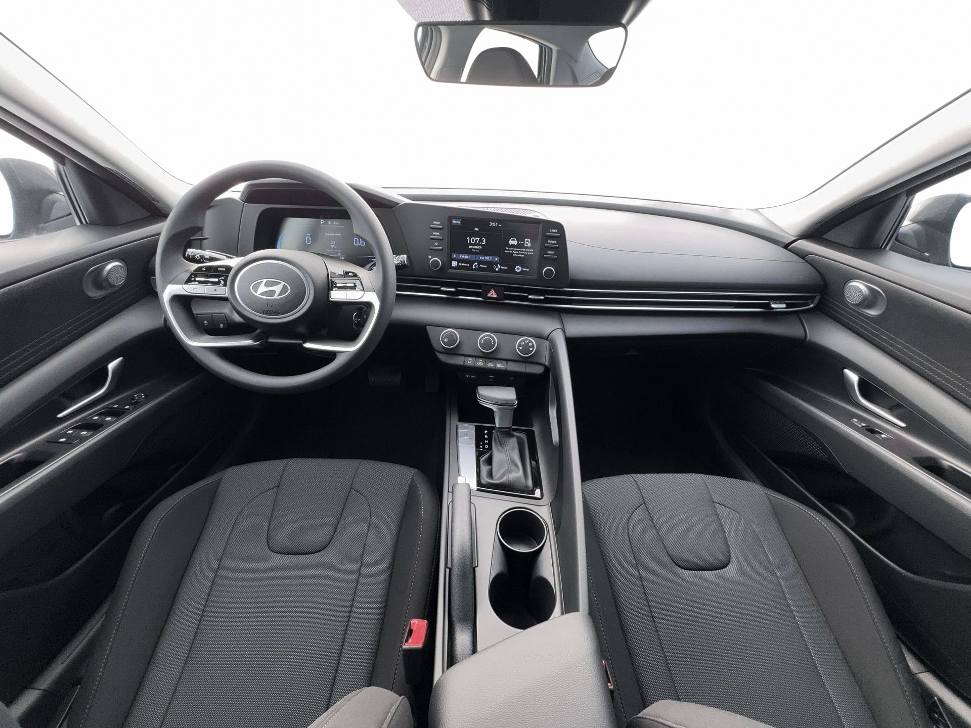 New 2026 Serenity White HYUNDAI SE image 13