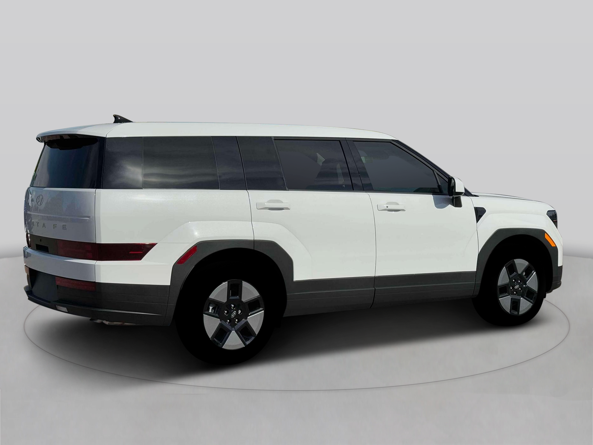 2026 Hyundai Santa Fe SE photo 3