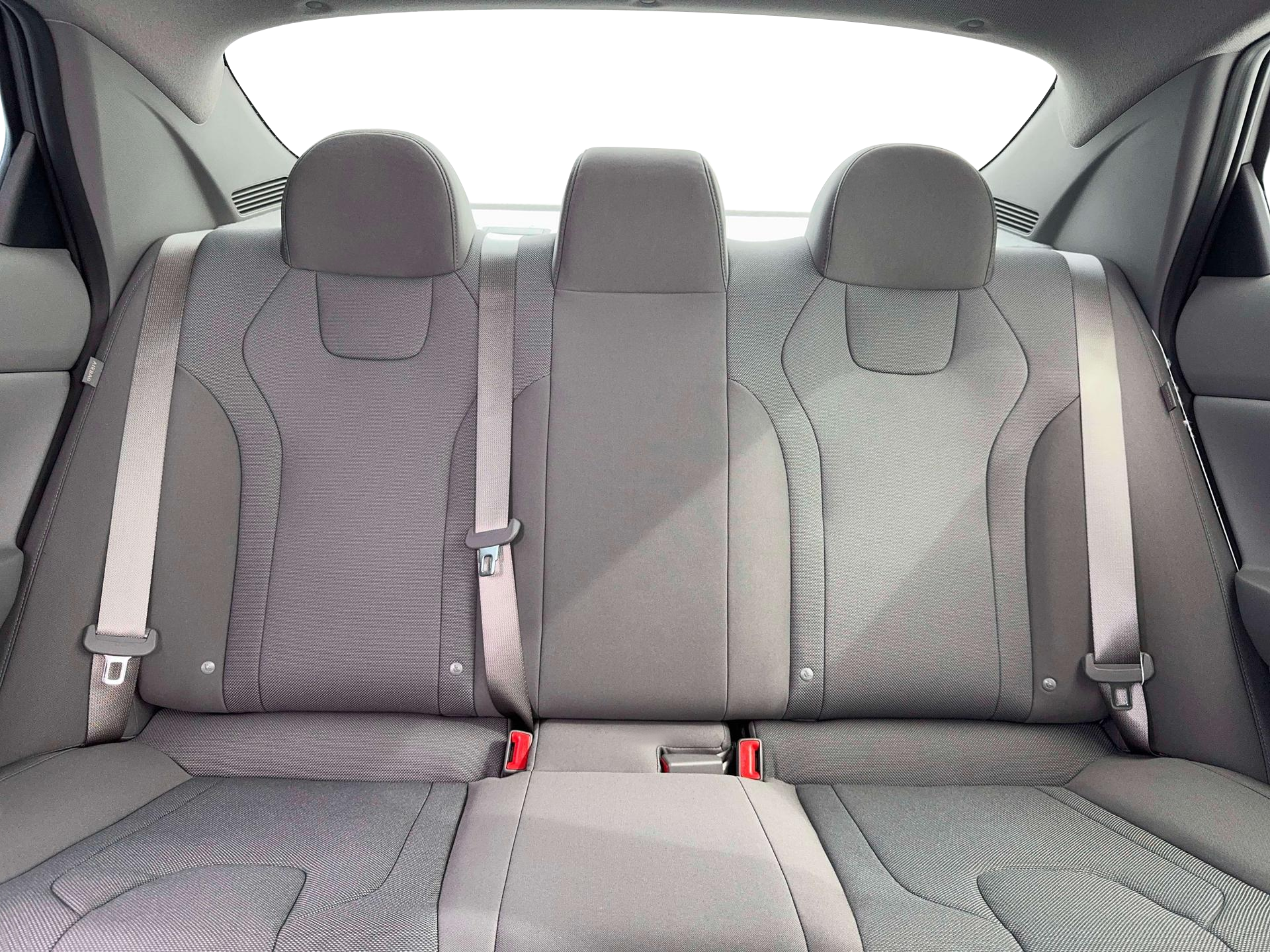 2026 Hyundai Elantra SE - Photo 16