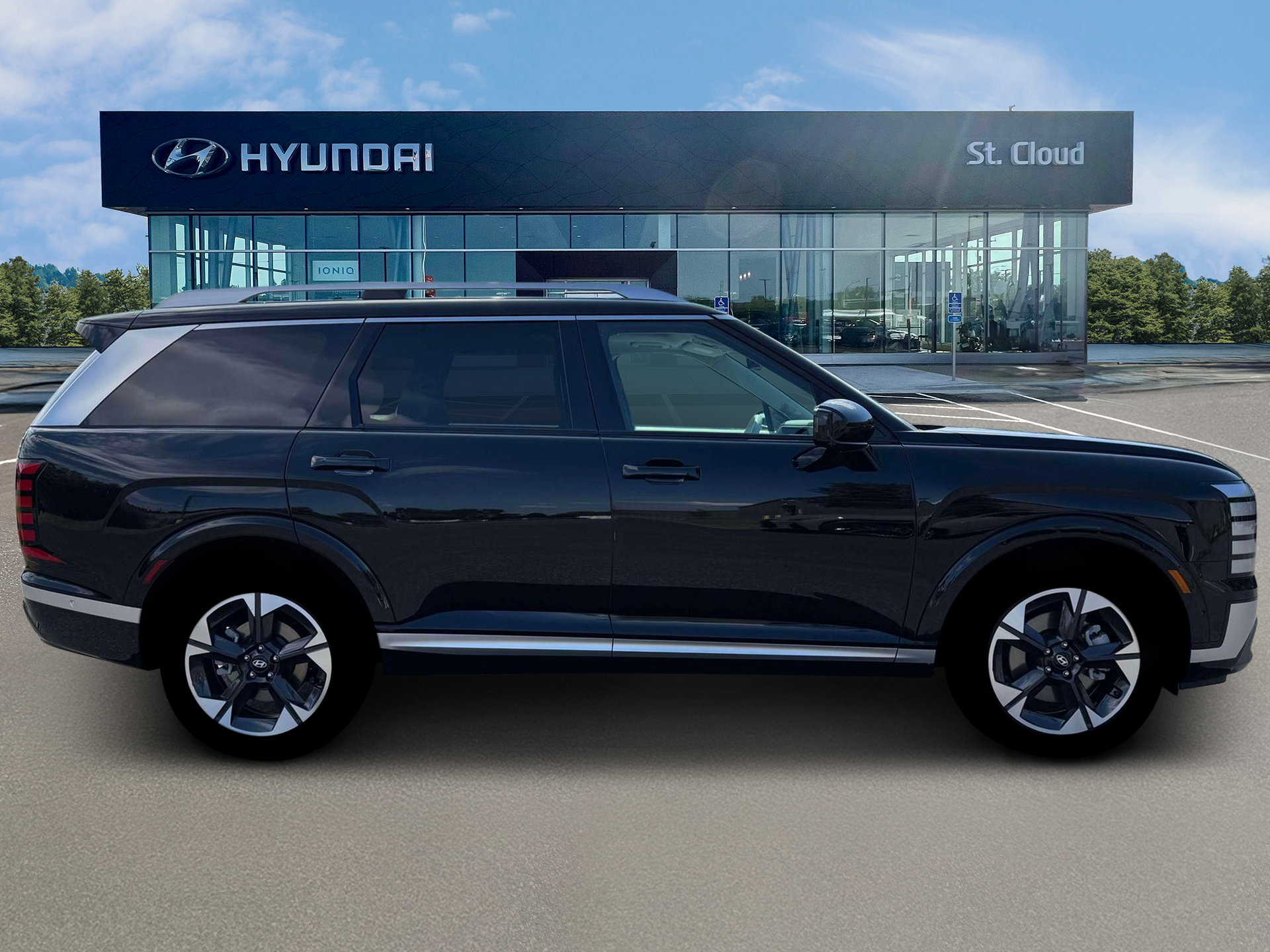 2026 Hyundai Palisade Limited - Photo 9