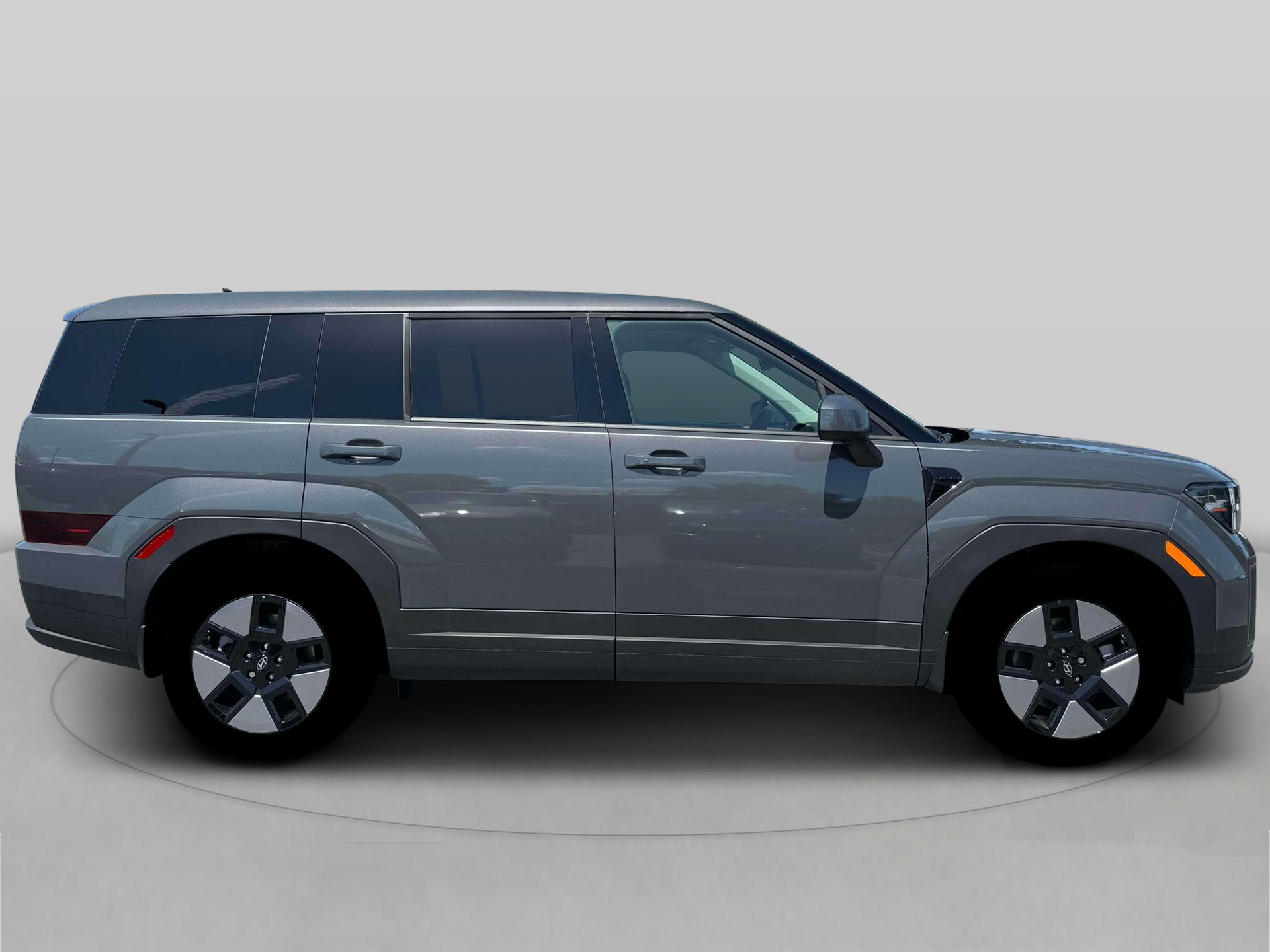 New 2026 Gray Hyundai SE image 9