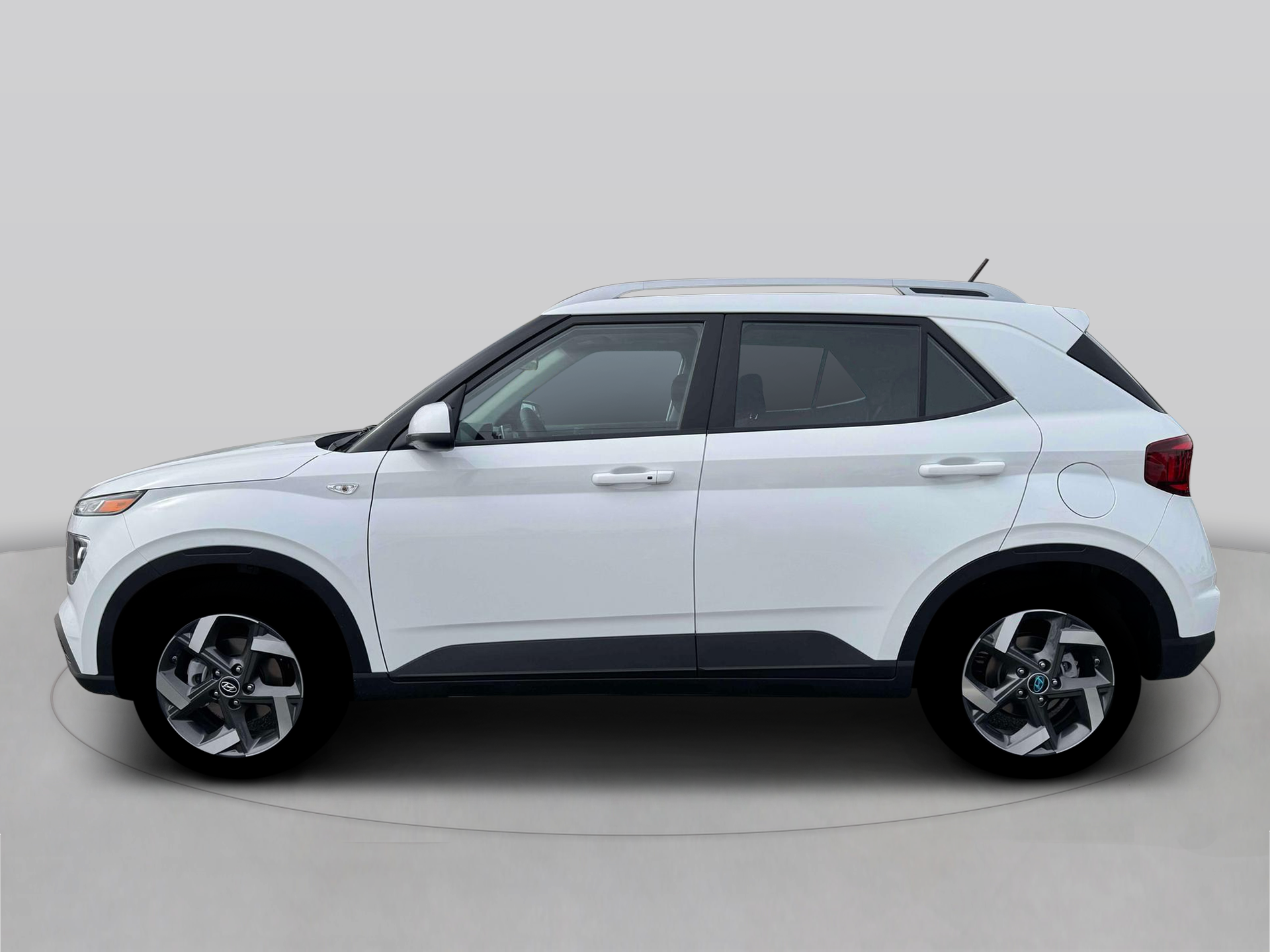 New 2026 White Hyundai SEL image 3
