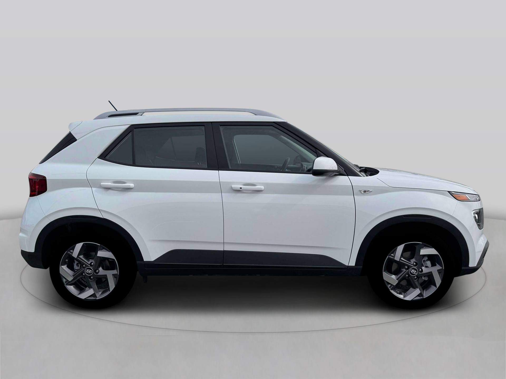 New 2026 White Hyundai SEL image 9