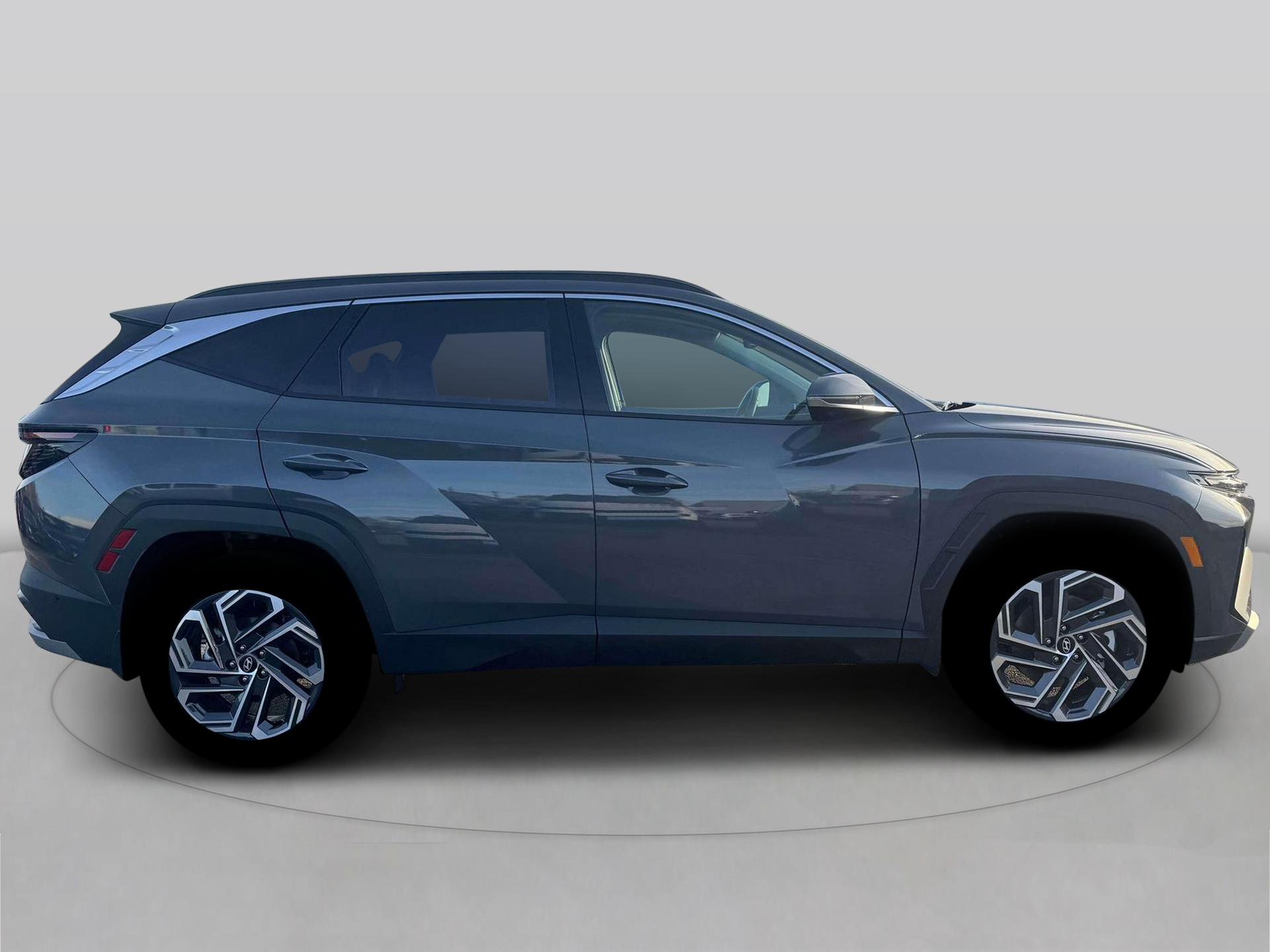 New 2026 Ecotronic Gray HYUNDAI Limited image 9
