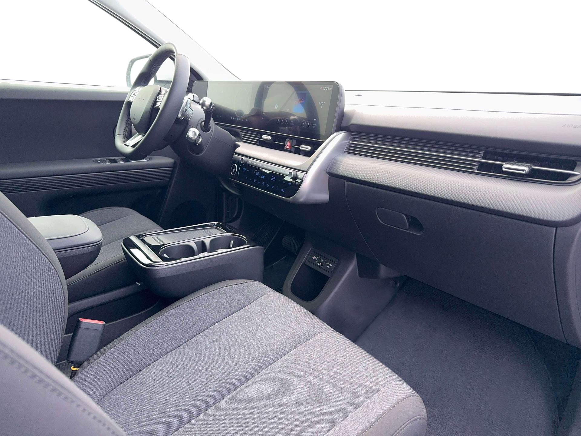 New 2026 Black Hyundai SE image 15