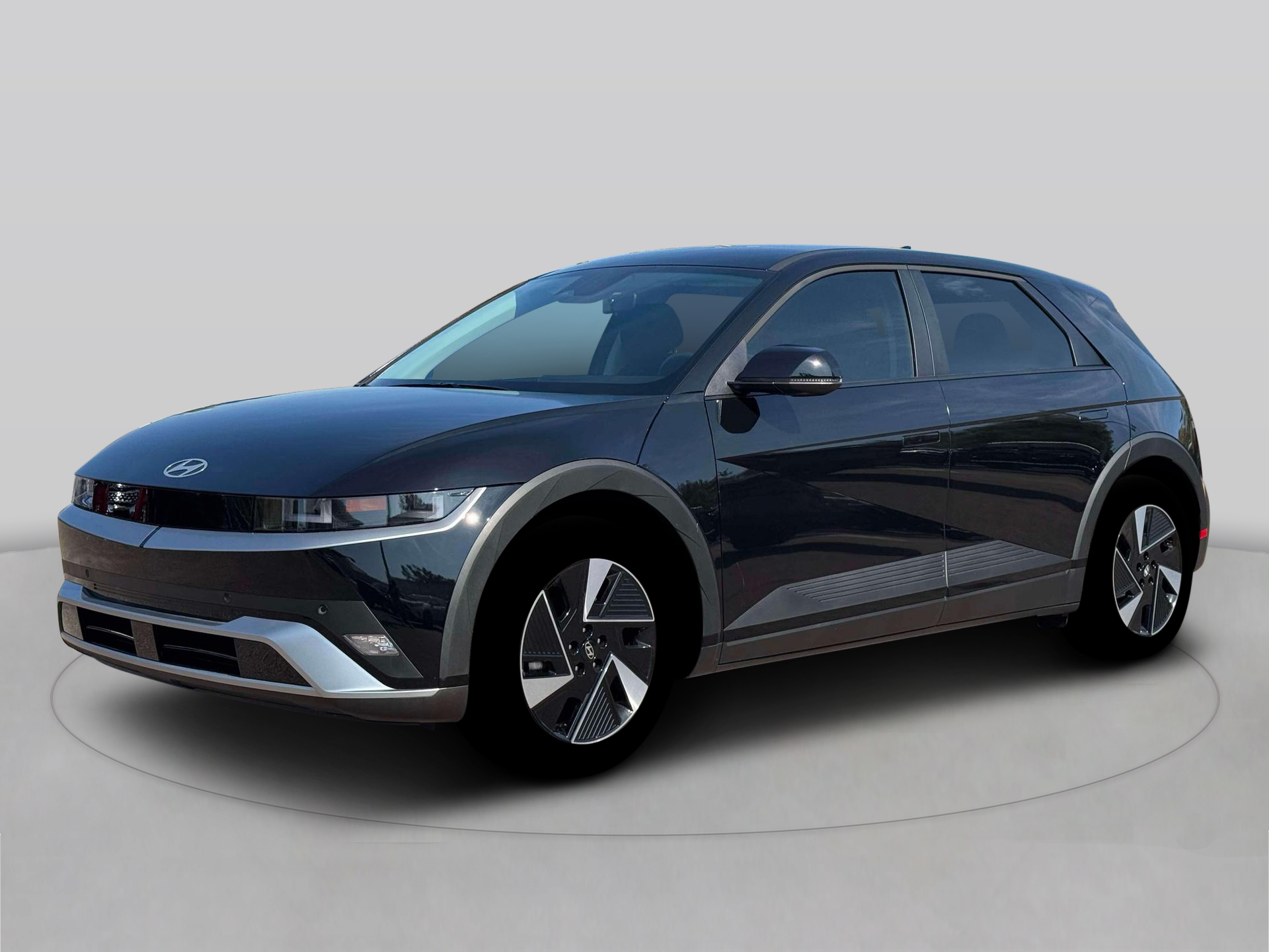 New 2026 Black Hyundai SE image 2