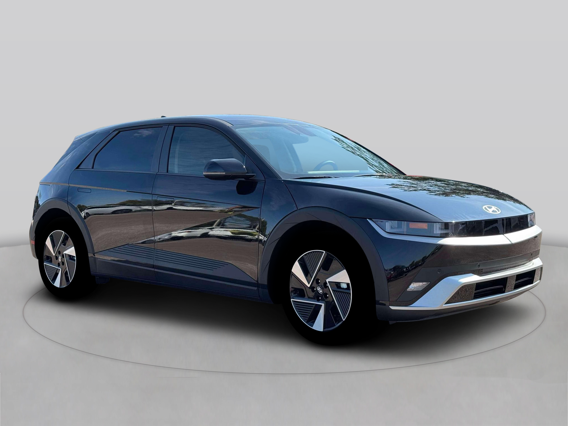 New 2026 Black Hyundai SE image 10