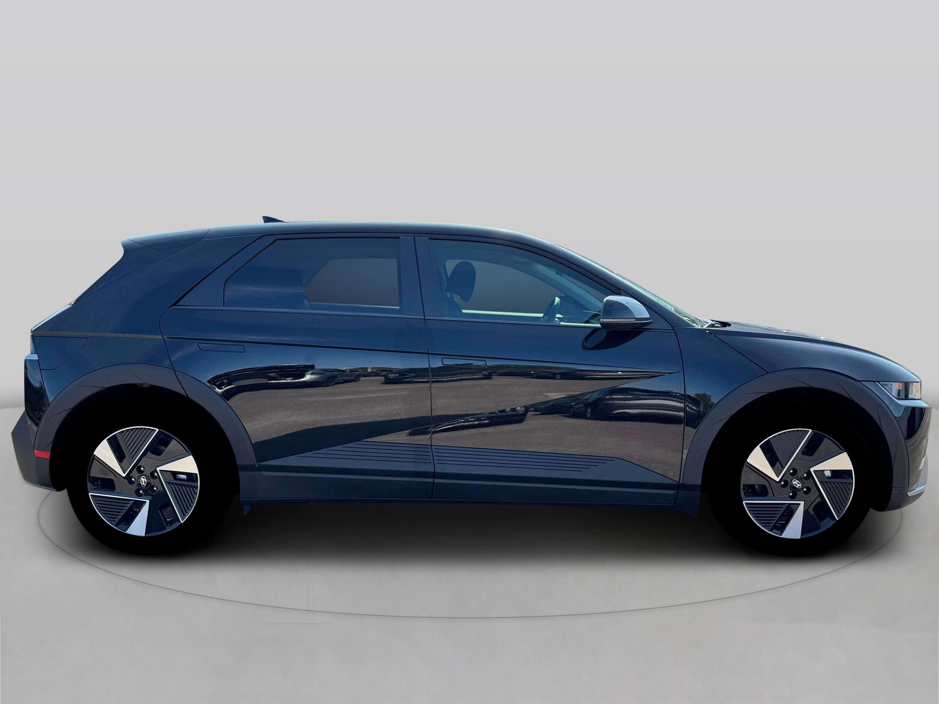 New 2026 Black Hyundai SE image 9