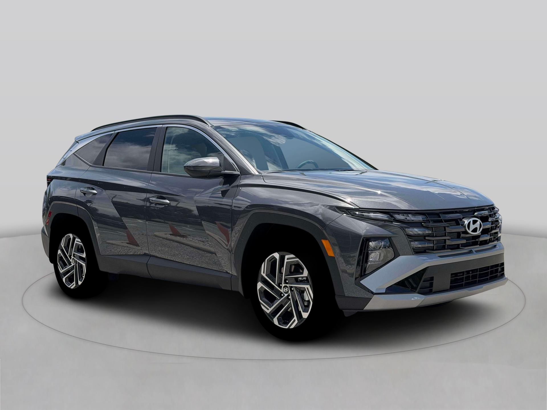 New 2026 Gray HYUNDAI SEL Plus FWD image 10