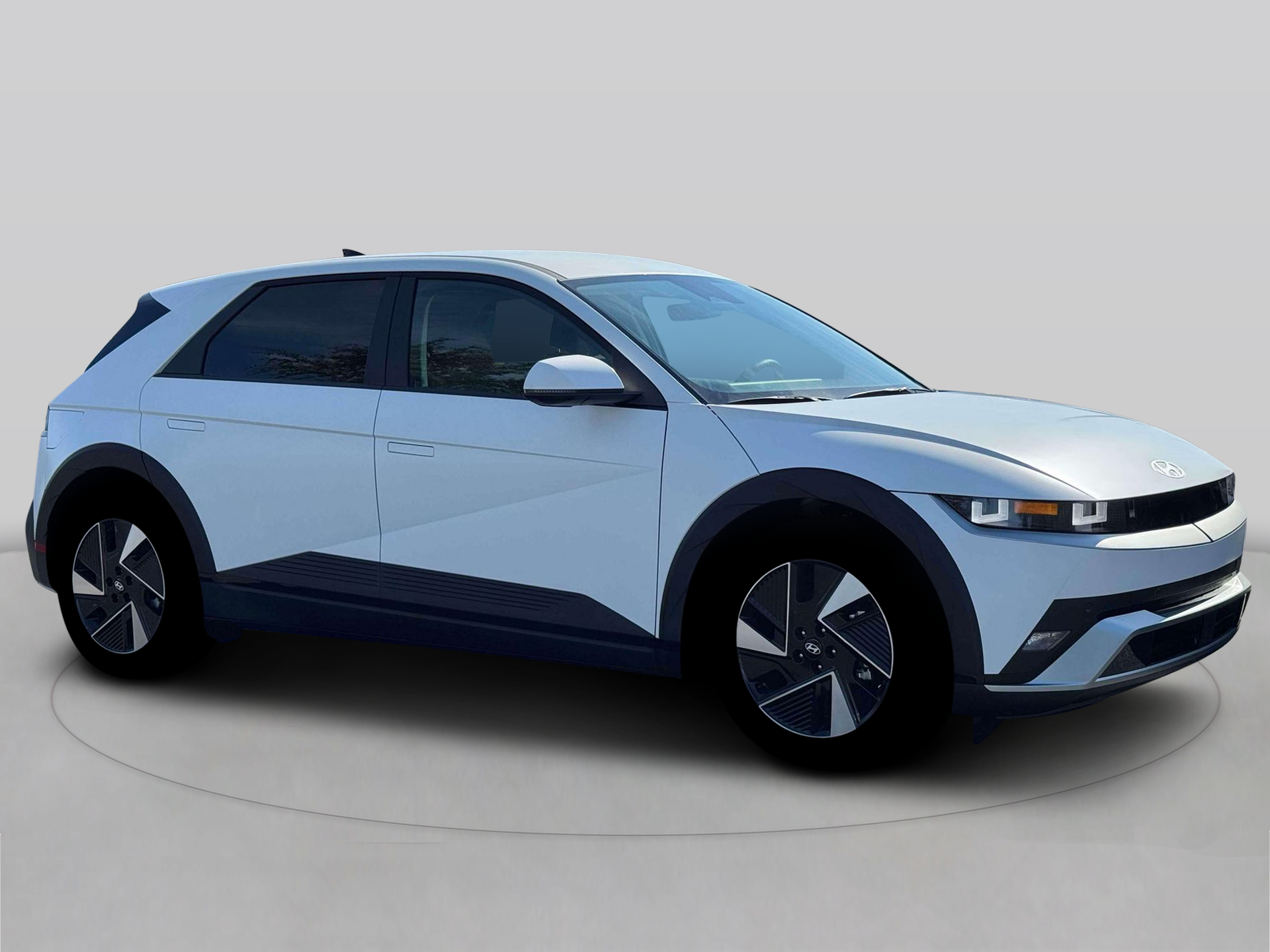 New 2026 White Hyundai SEL image 10
