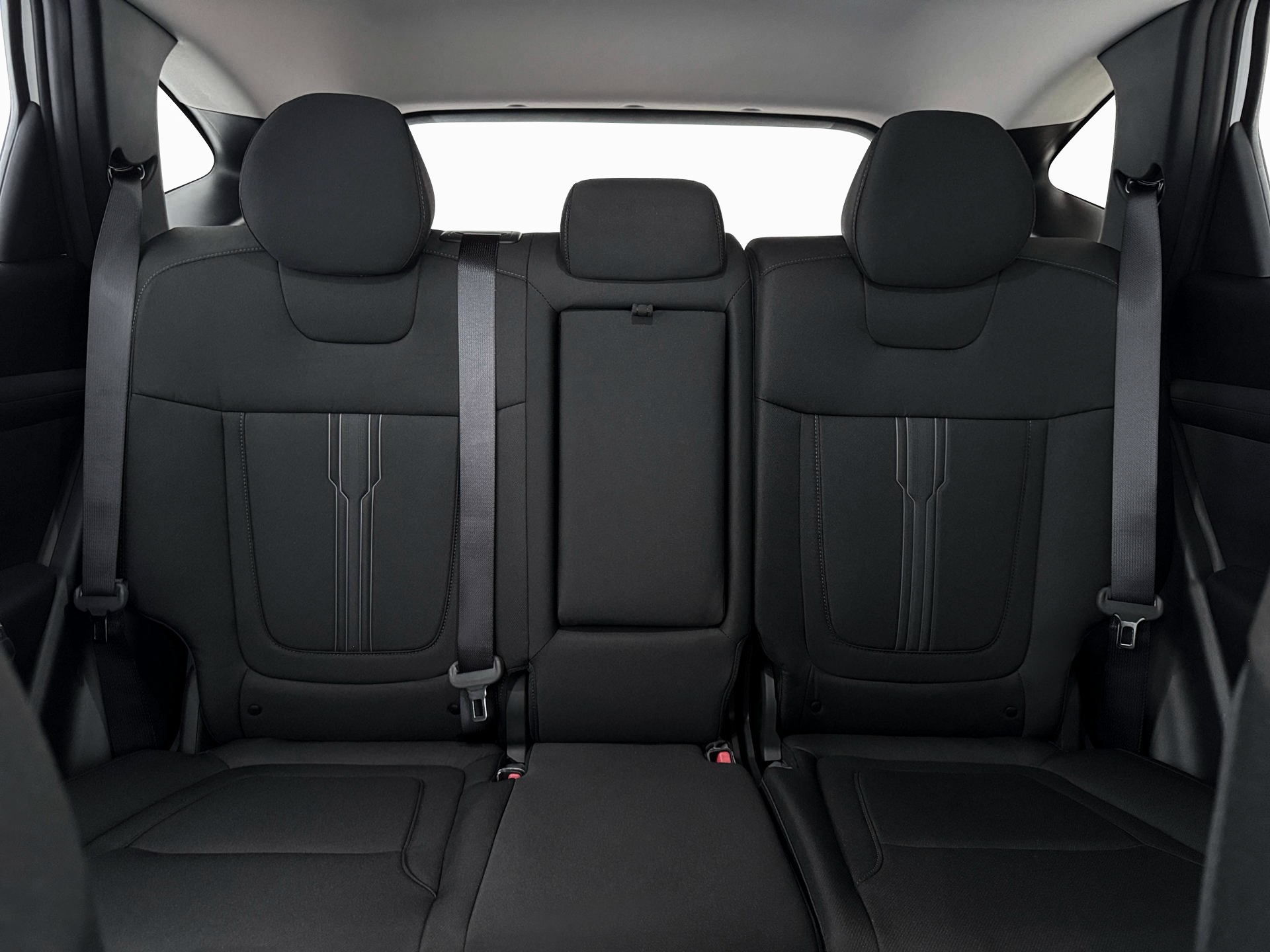 New 2026 Gray HYUNDAI SEL FWD image 16