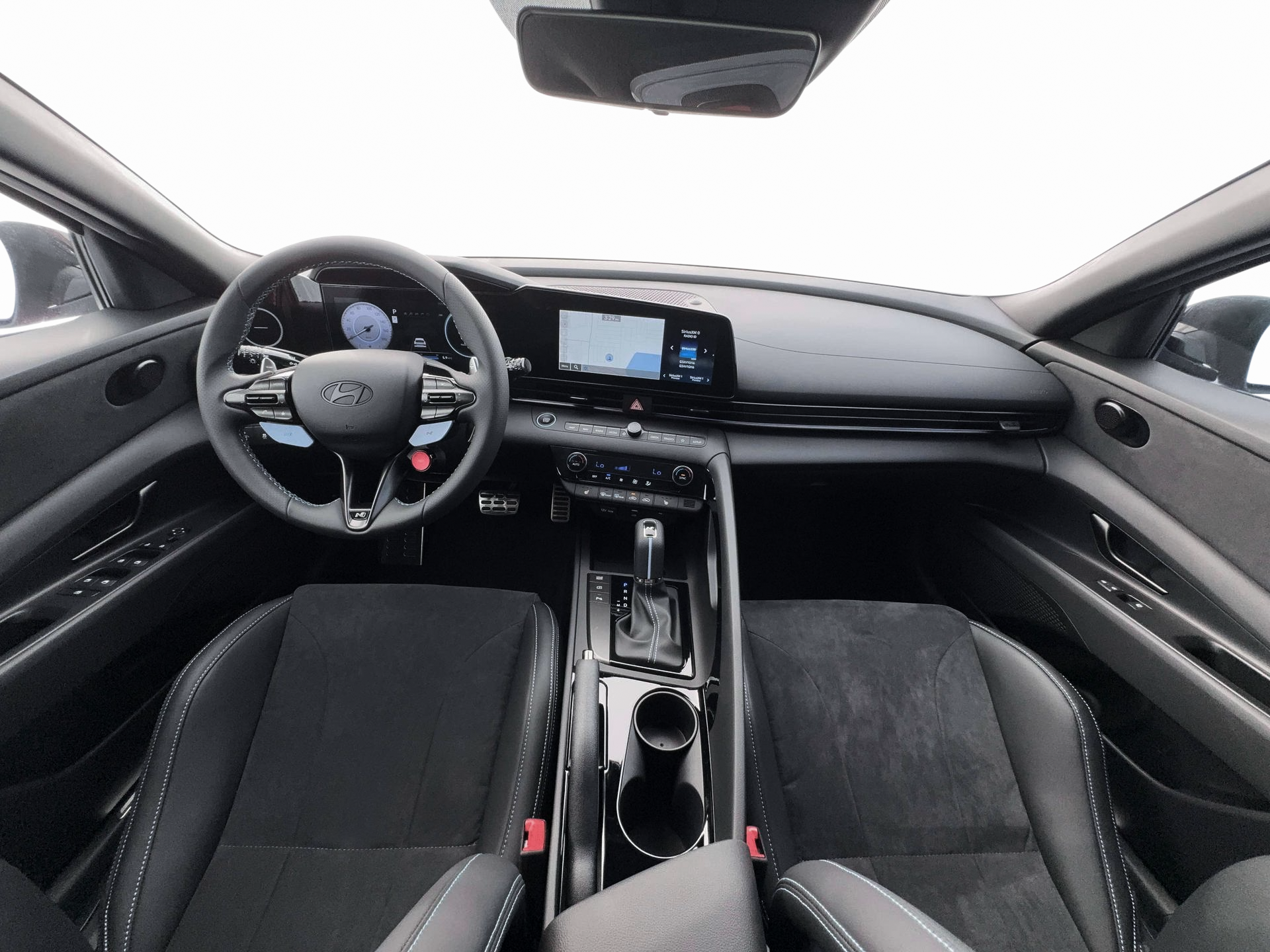 2026 Hyundai Elantra N - Photo 13