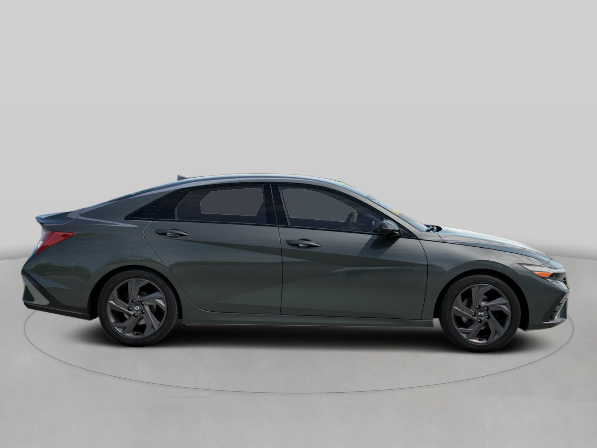 New 2026 Gray Hyundai SEL Sport Plus image 6