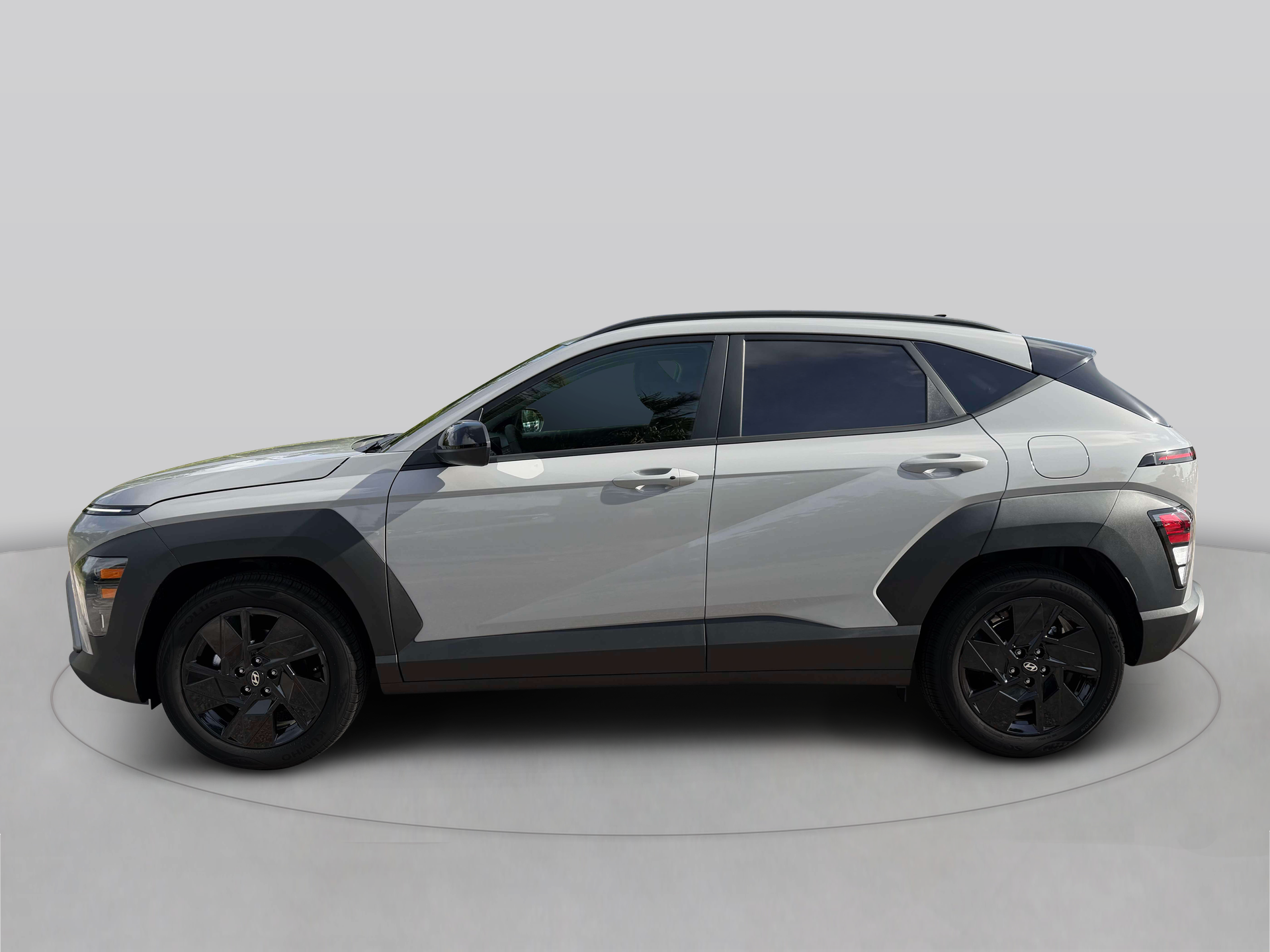 New 2027 Gray Hyundai SEL Sport FWD image 3