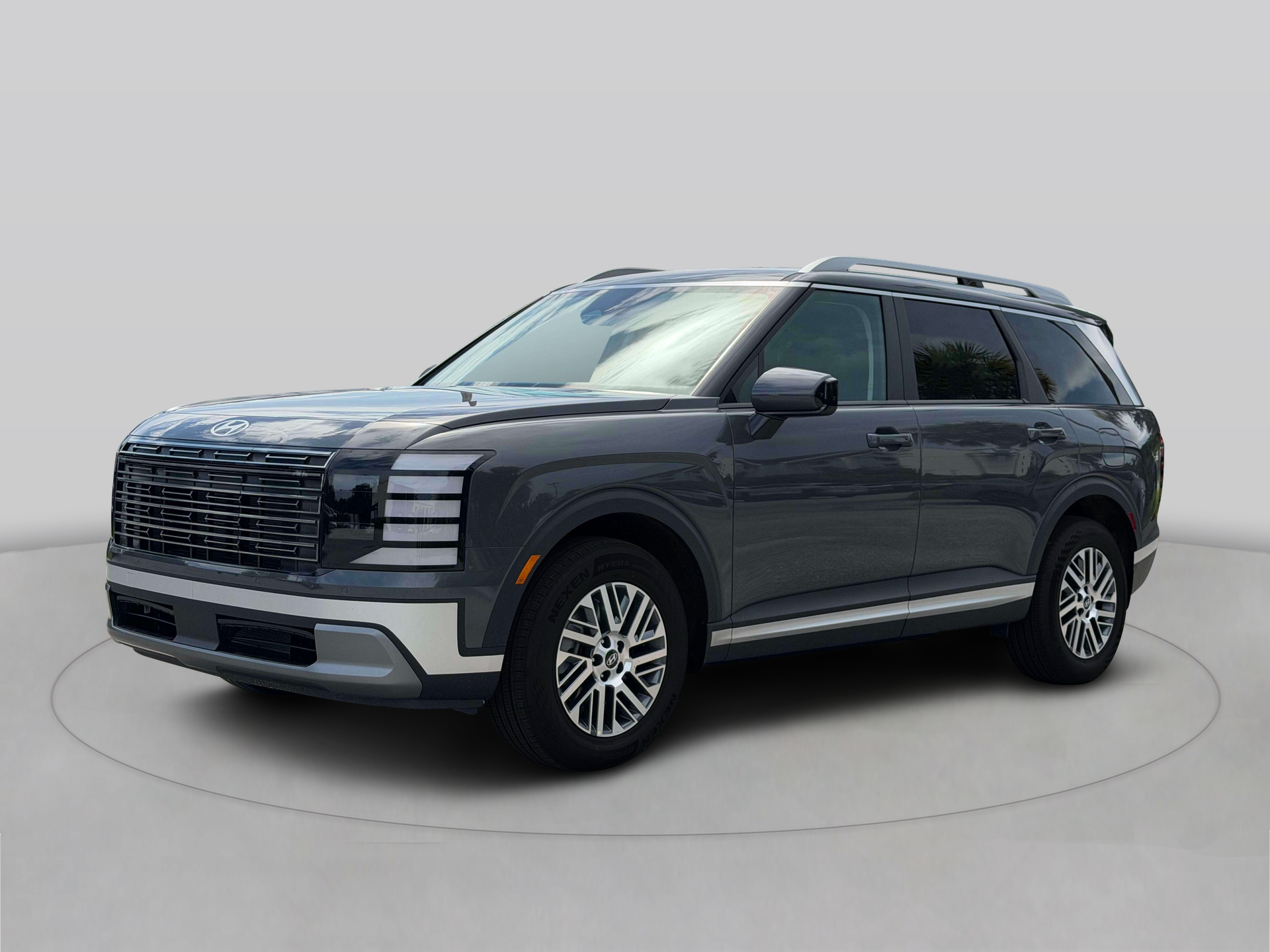 New 2027 Gray Hyundai SEL FWD image 2