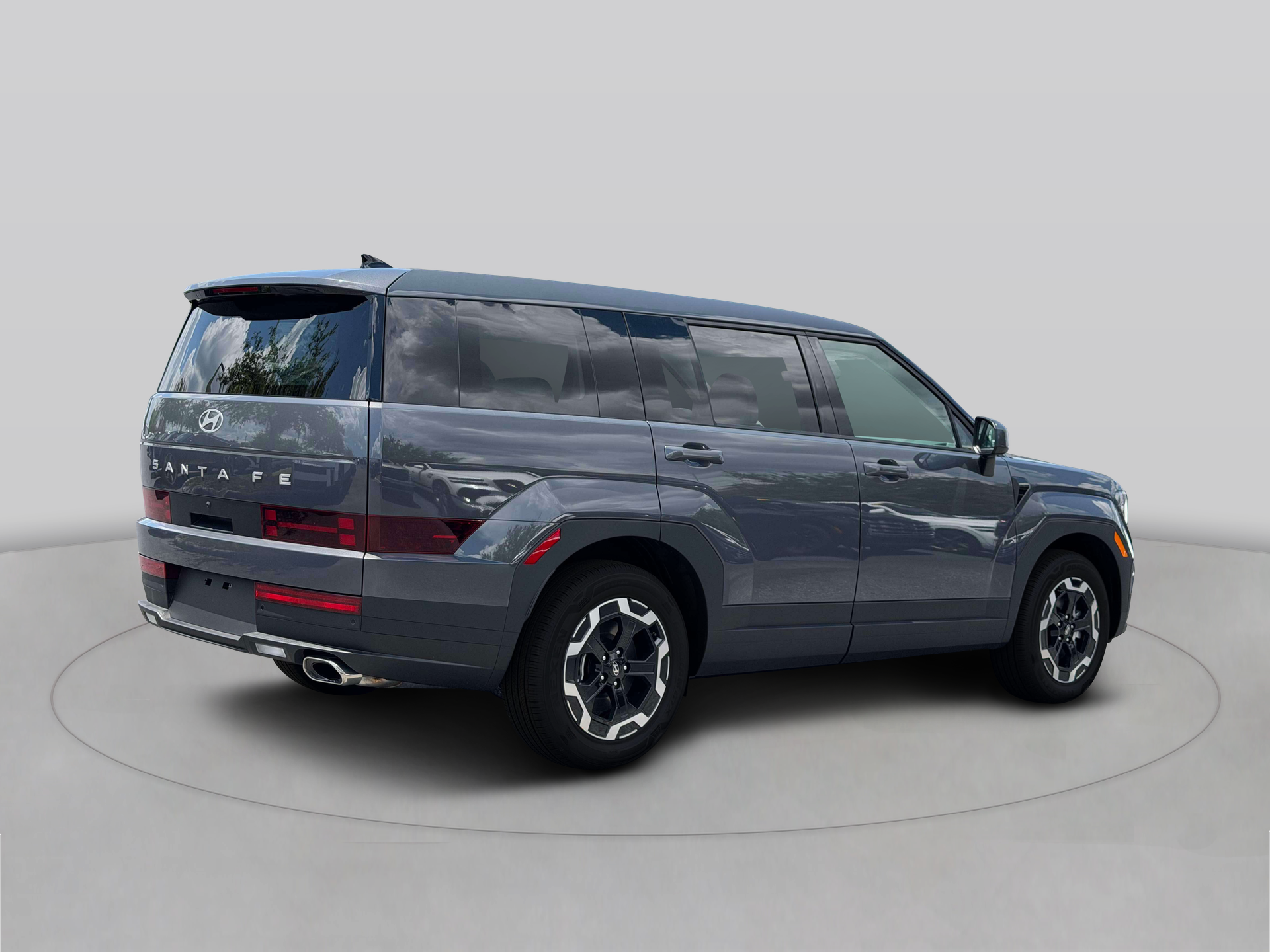 New 2027 Gray HYUNDAI SE FWD image 8