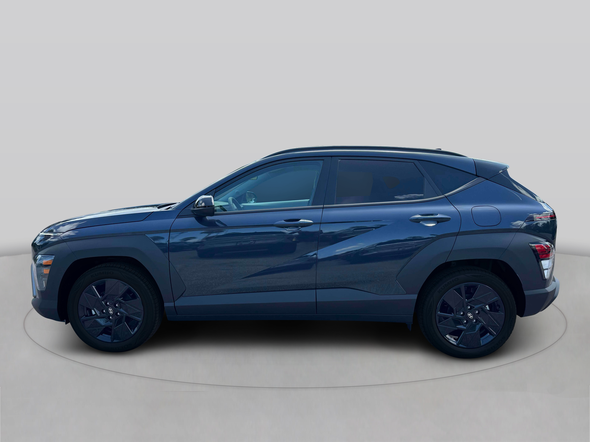New 2027 Blue HYUNDAI SEL Sport FWD image 3