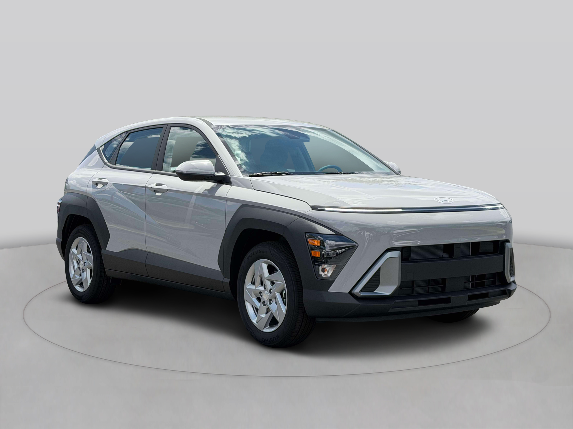 New 2027 Gray Hyundai SE FWD image 11