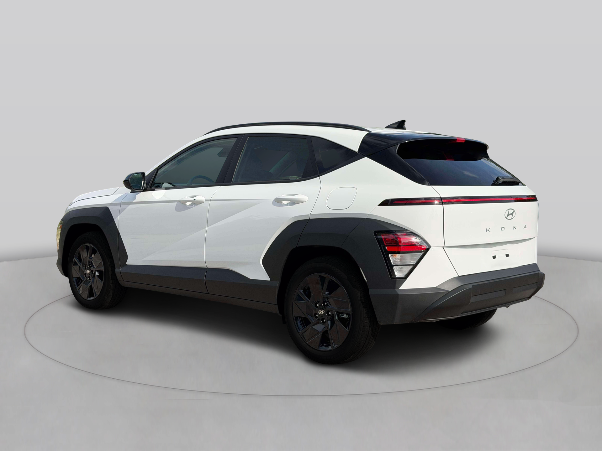 New 2027 White Hyundai SEL Sport FWD image 4