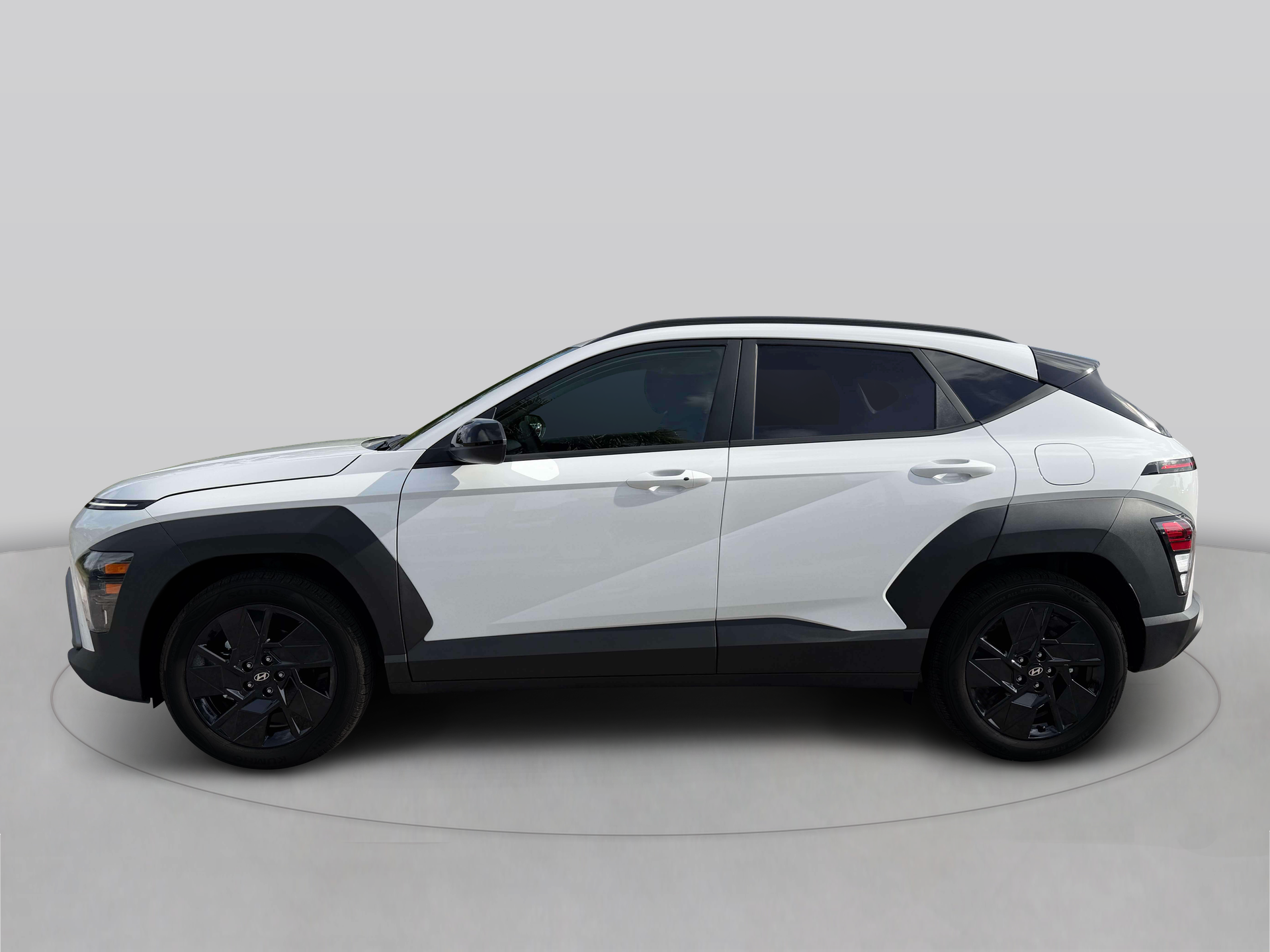New 2027 White Hyundai SEL Sport FWD image 3