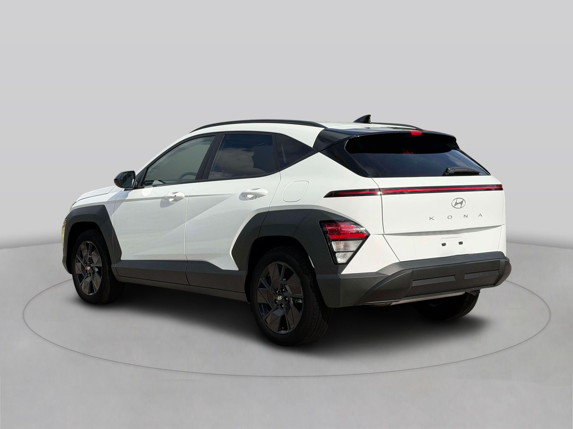 New 2027 White Hyundai SEL Sport FWD image 5